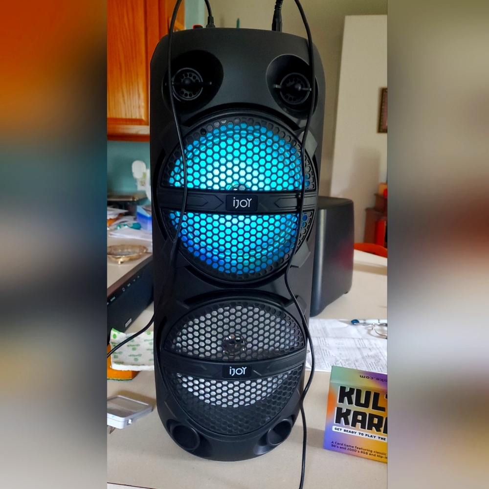 IJoy Bluetooth light up speaker w/Microphone & Kulture Karaoke Game